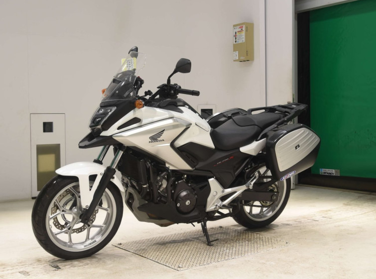Мотоцикл Honda NC750XD з пробігом 17721 km