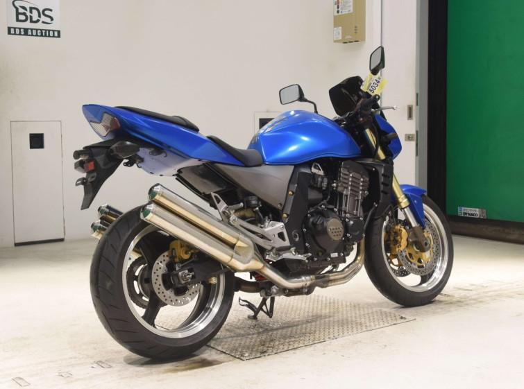 Мотоцикл Kawasaki Z1000 с пробегом 33061 km