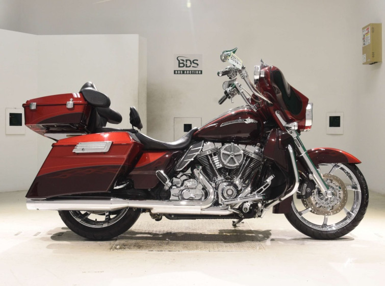 Мотоцикл HD STREET GLIDE FLHXSE1800 с пробегом 80696 km