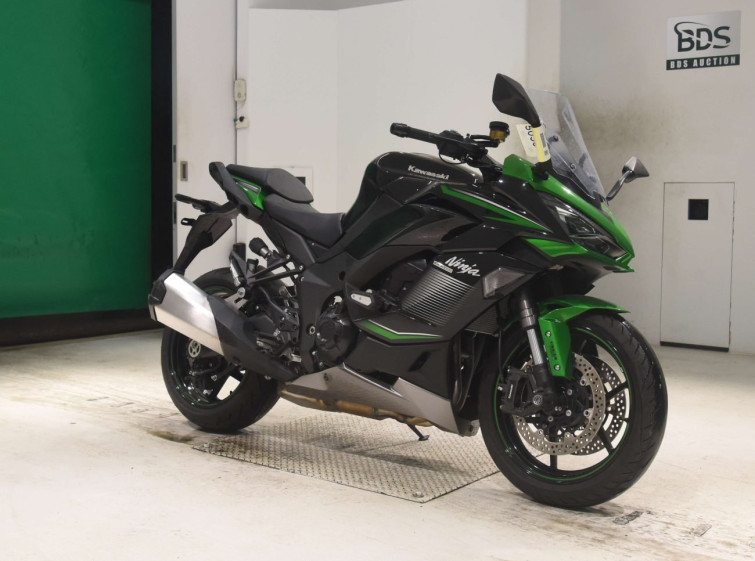 Мотоцикл Kawasaki ninja 1000 sx с пробегом 2502 km
