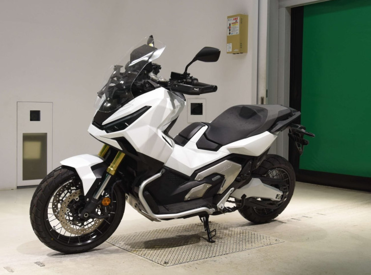 Мотоцикл Honda X-ADV750 с пробегом 14062 km
