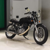 Мотоцикл Yamaha SR400-2 с пробегом 2813 km