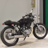 Мотоцикл Yamaha SR400-2 с пробегом 2813 km