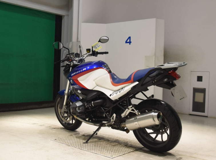 Мотоцикл BMW R1200R с пробегом 30225 km