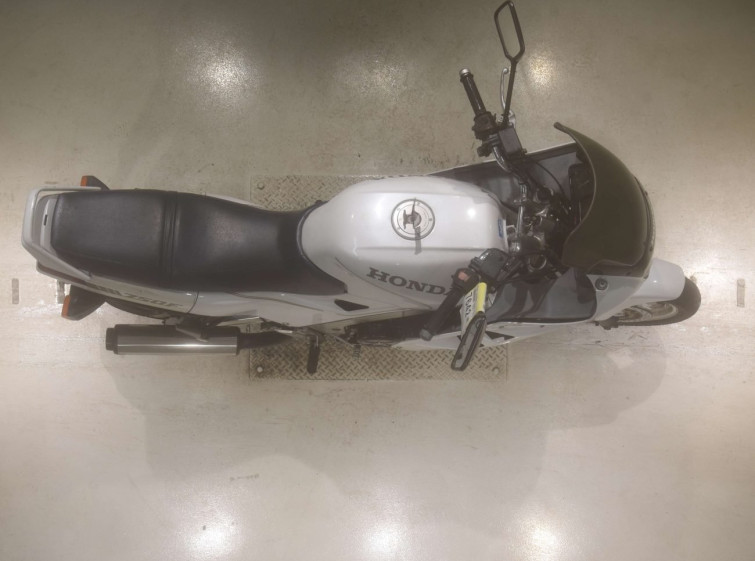 Мотоцикл Honda VFR750F с пробегом 17887 km