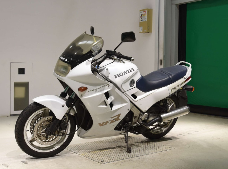 Мотоцикл Honda VFR750F с пробегом 17887 km