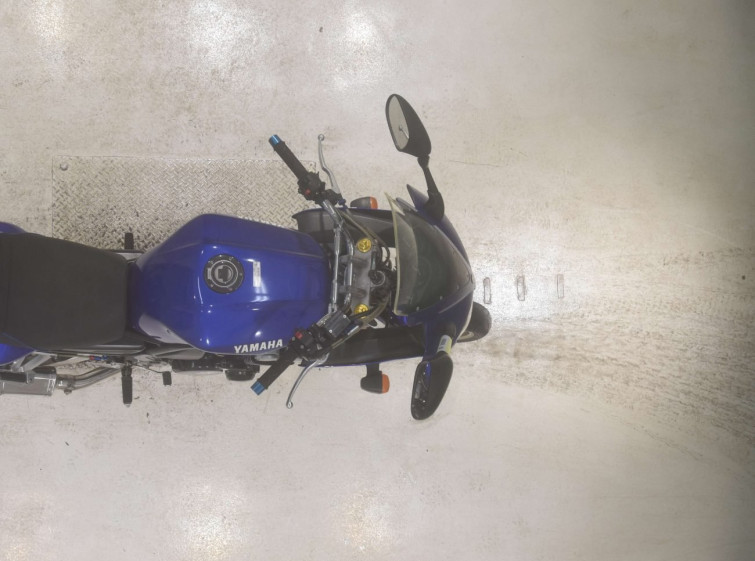 Мотоцикл Yamaha FZS600 FAZER с пробегом 36585 km