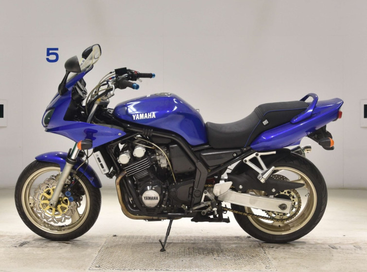 Мотоцикл Yamaha FZS600 FAZER с пробегом 36585 km