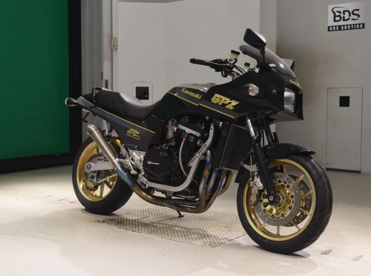 Мотоцикл Kawasaki GPZ900R с пробегом 24692 km