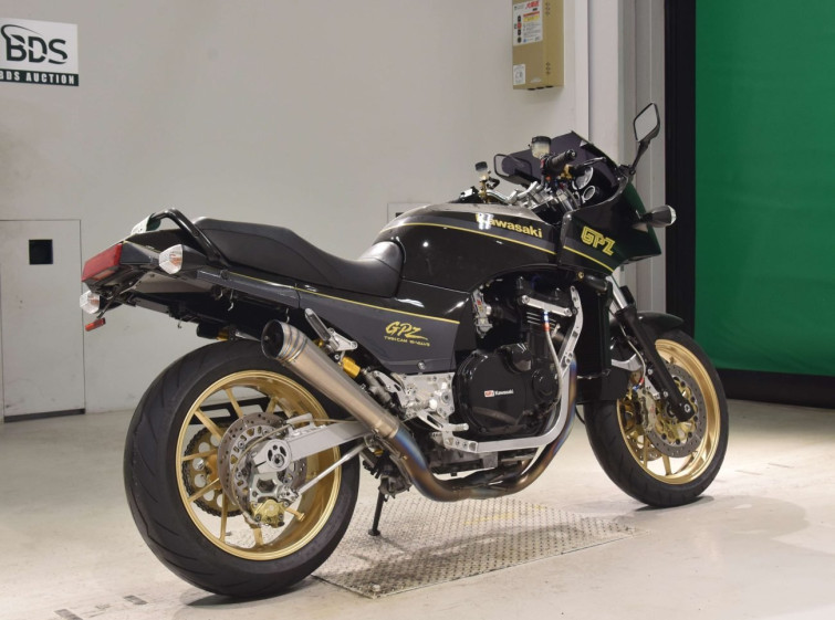 Мотоцикл Kawasaki GPZ900R с пробегом 24692 km