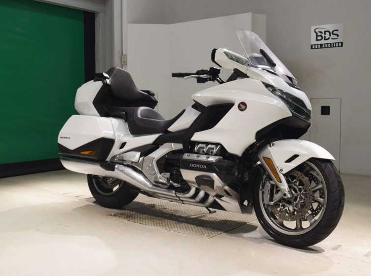 Мотоцикл Honda GL1800 TOUR с пробегом 17784 km