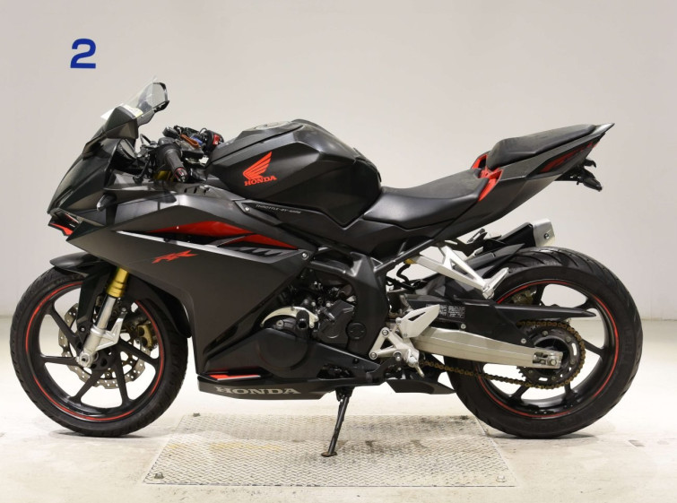 Мотоцикл Honda CBR250RR с пробегом 22556 km