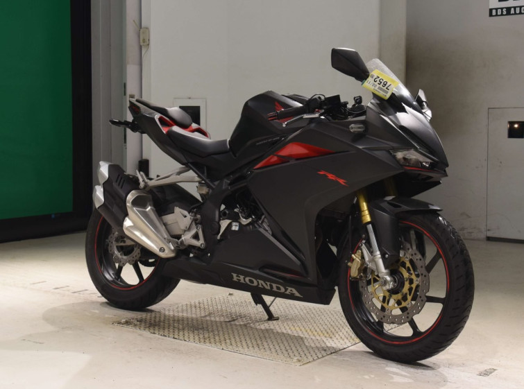 Мотоцикл Honda CBR250RR с пробегом 22556 km
