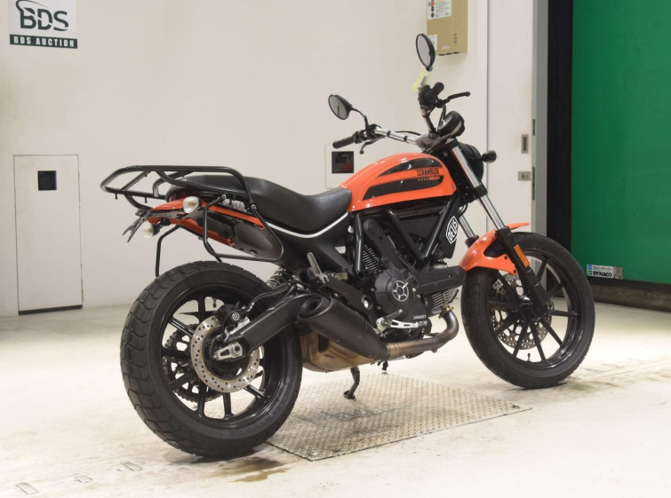 Мотоцикл Ducati SCRAMBLER SIXTY2 с пробегом 18818 km
