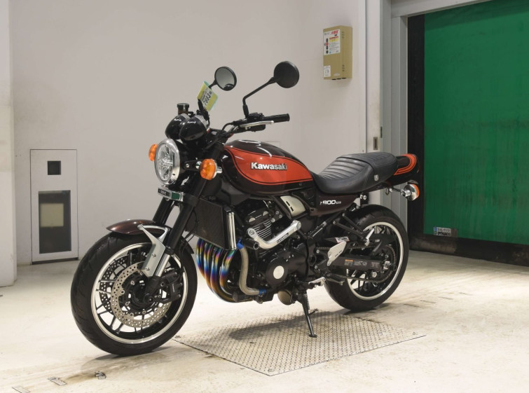 Мотоцикл Kawasaki Z900RS с пробегом 110 km