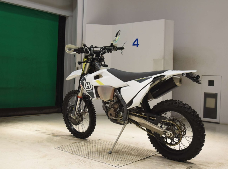 Мотоцикл Husqvarna FE250 з пробігом 2515 km