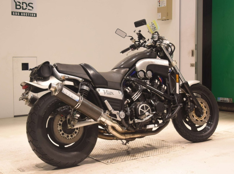Мотоцикл Yamaha V-MAX1200 з пробігом 16766 km