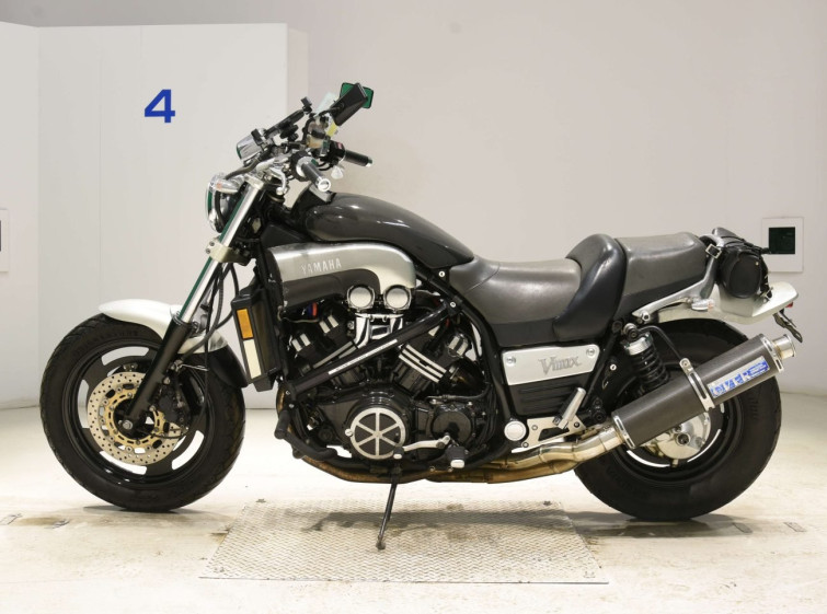 Мотоцикл Yamaha V-MAX1200 з пробігом 16766 km