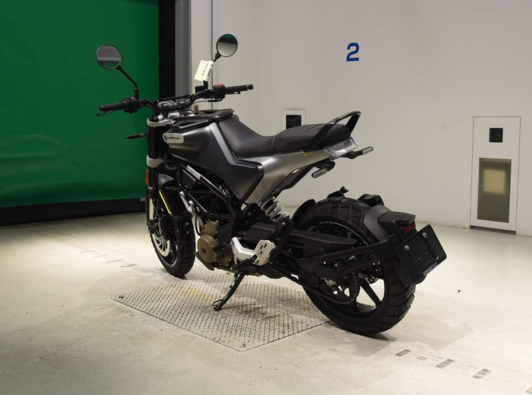 Мотоцикл Husqvarna SVARTPILEN 250 с пробегом 5031 km