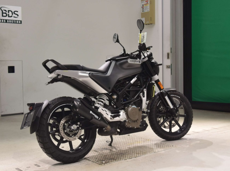 Мотоцикл Husqvarna SVARTPILEN 250 с пробегом 5031 km