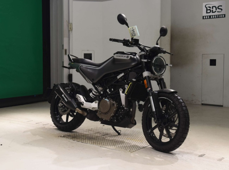 Мотоцикл Husqvarna SVARTPILEN 250 с пробегом 5031 km