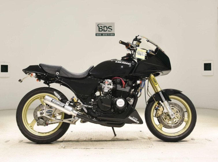 Мотоцикл Kawasaki GPZ400F с пробегом 26244 km