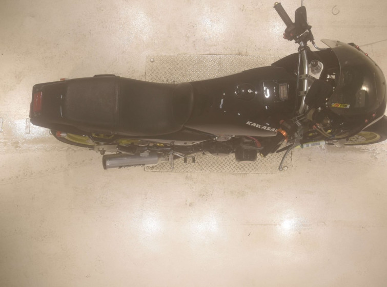 Мотоцикл Kawasaki GPZ400F с пробегом 26244 km