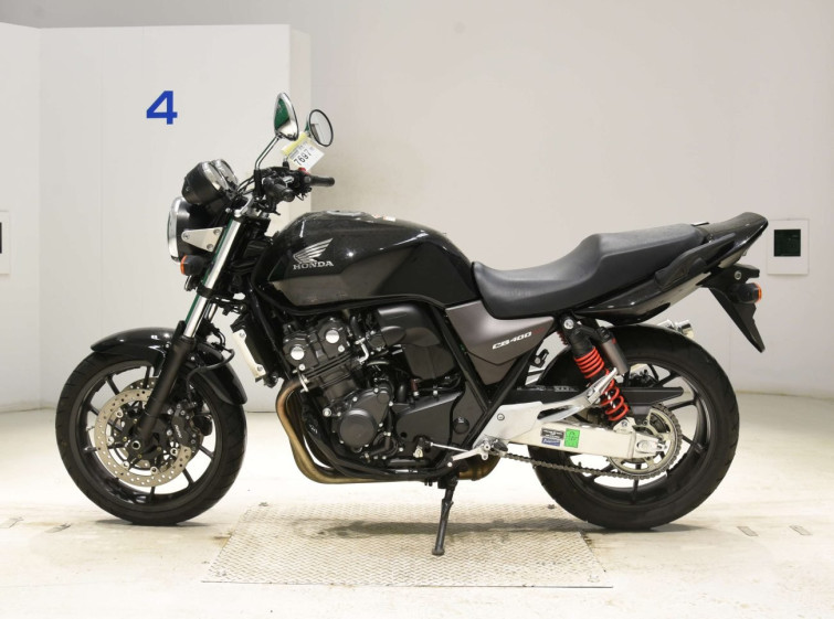 Мотоцикл Honda CB400SFA с пробегом 10637 km