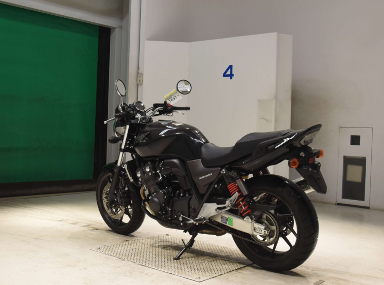 Мотоцикл Honda CB400SFA с пробегом 10637 km