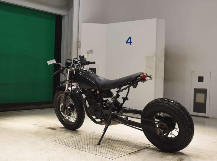 Мотоцикл Yamaha TW225 с пробегом 14815 km