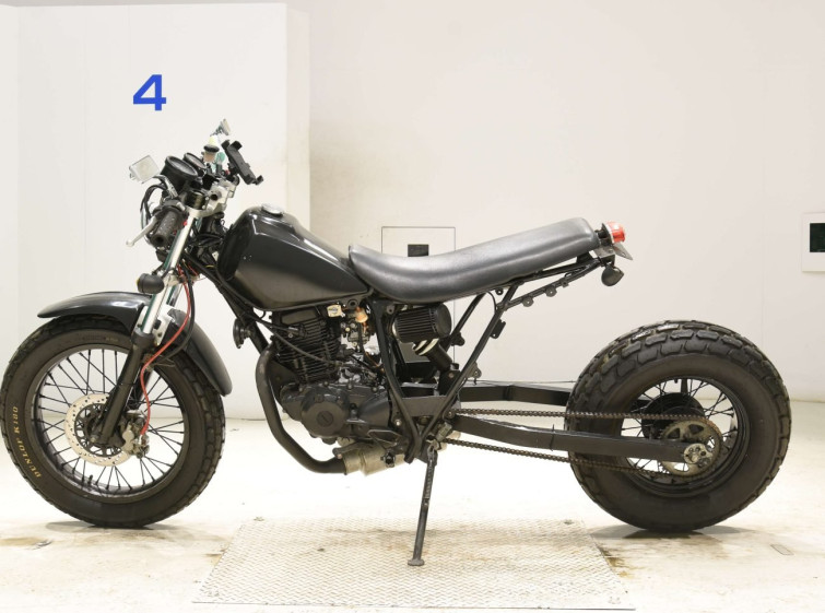 Мотоцикл Yamaha TW225 с пробегом 14815 km