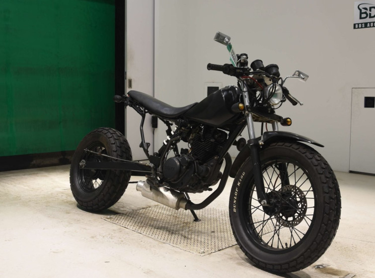 Мотоцикл Yamaha TW225 с пробегом 14815 km