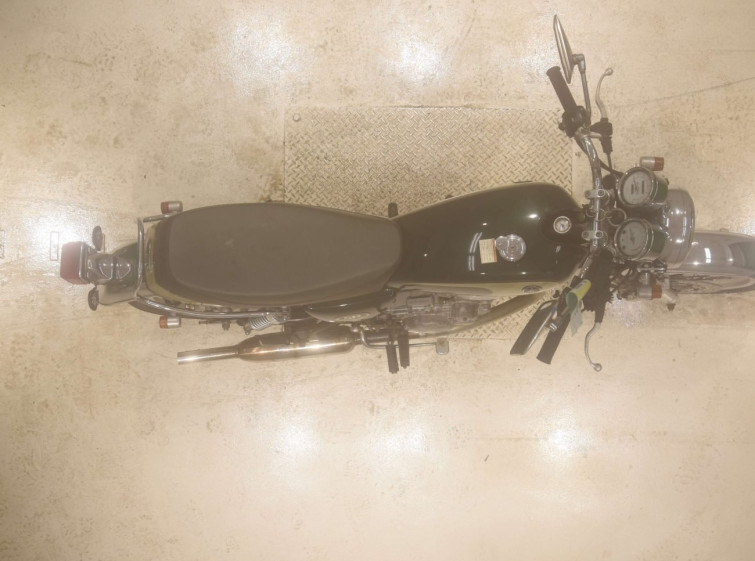 Мотоцикл Yamaha SR400 с пробегом 32793 km