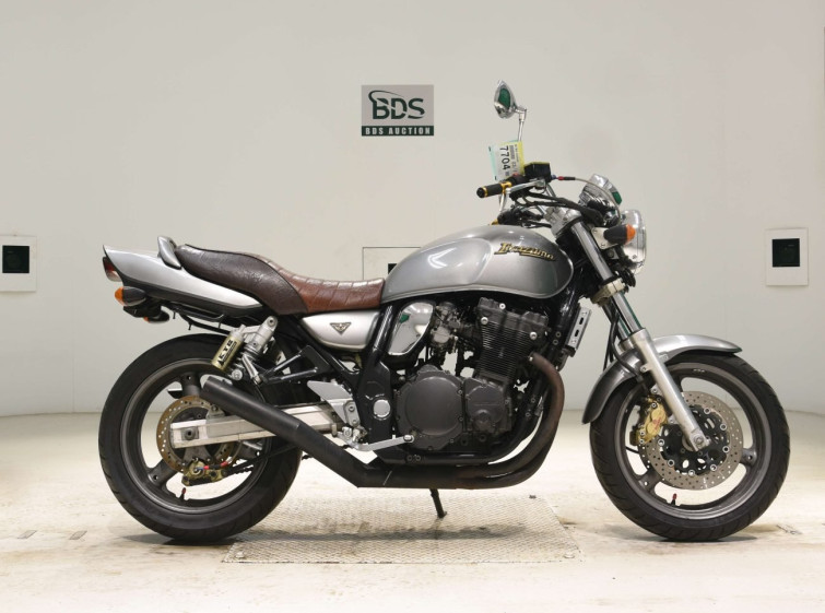 Мотоцикл Suzuki GSX400 INAZUMA з пробігом 30798 km