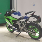 Мотоцикл Kawasaki ZX-4RR с пробегом 7255 km