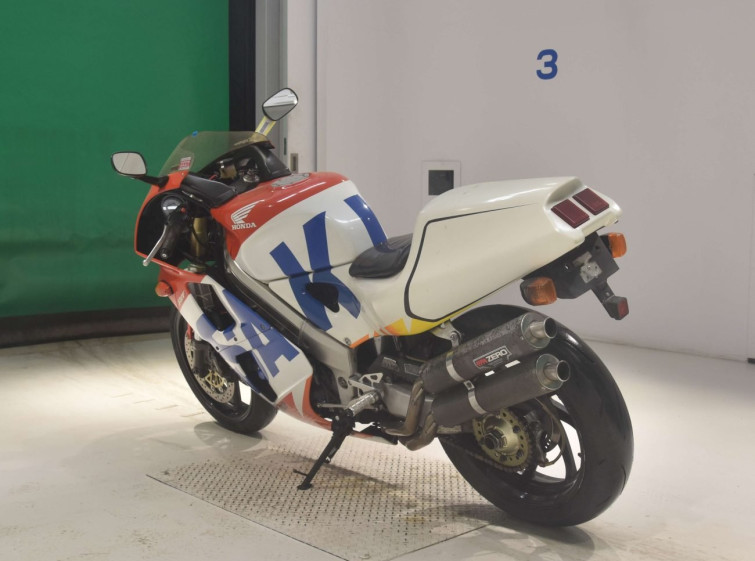 Мотоцикл Honda RVF400 с пробегом 20448 km