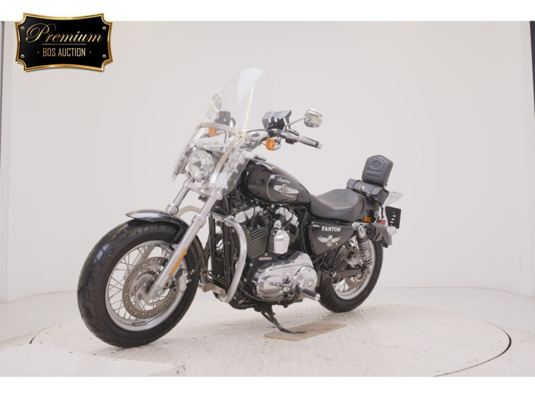 Мотоцикл HD SPORTSTER CUSTOM XL1200C с пробегом 5015 km