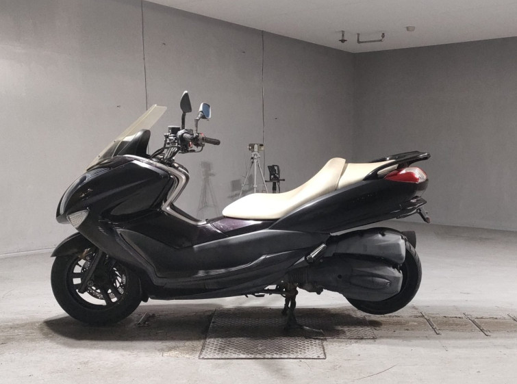 Мотоцикл Yamaha MAJESTY 250 з пробігом 31933 km