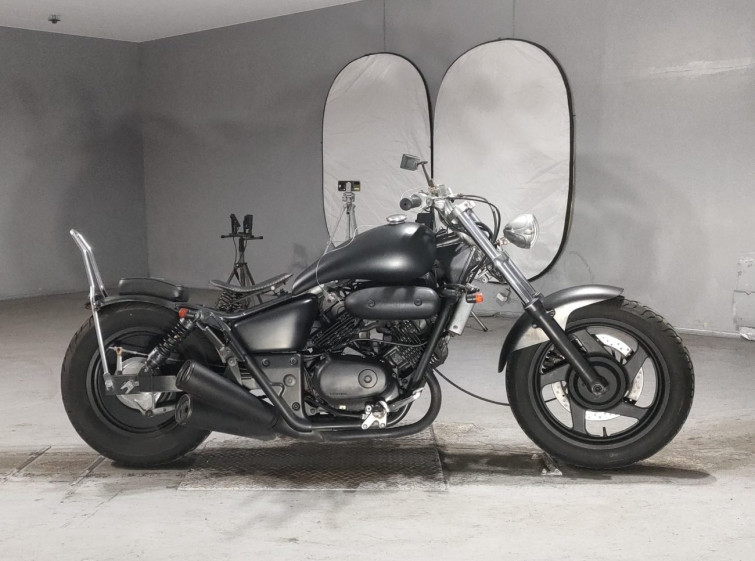 Мотоцикл Honda MAGNA250 с пробегом 8426 km
