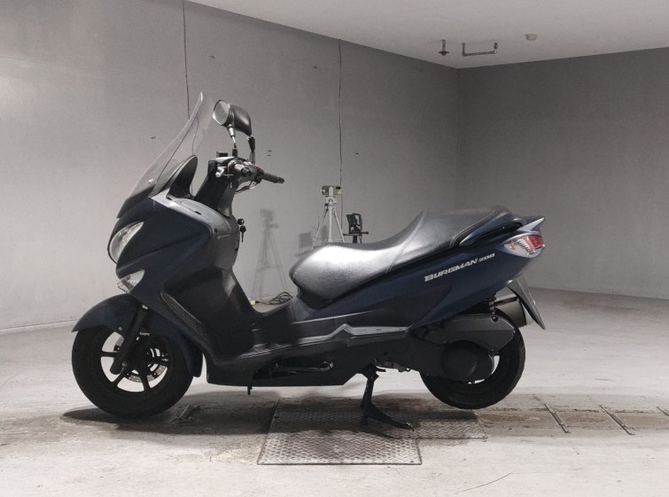Мотоцикл Suzuki BURGMAN200 с пробегом 68806 km