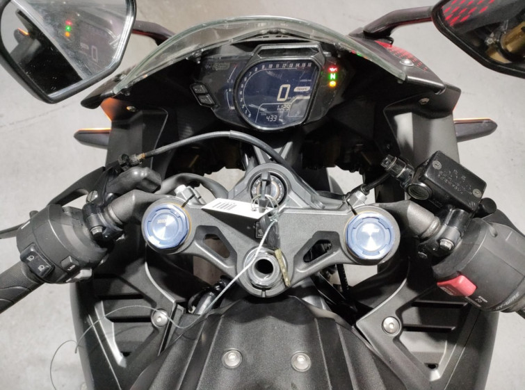 Мотоцикл Honda CBR250RR с пробегом 4331 km