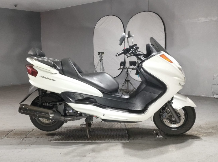 Мотоцикл Yamaha MAJESTY 250C с пробегом 31200 km