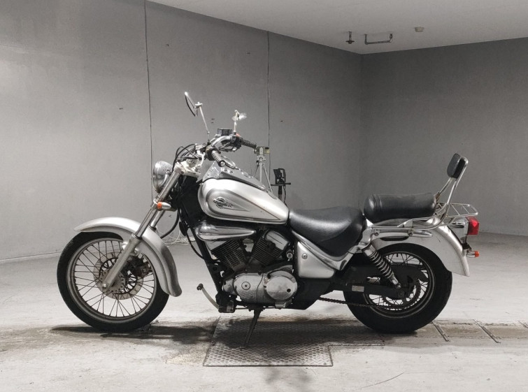 Мотоцикл Suzuki INTRUDER 250LC с пробегом 50096 km