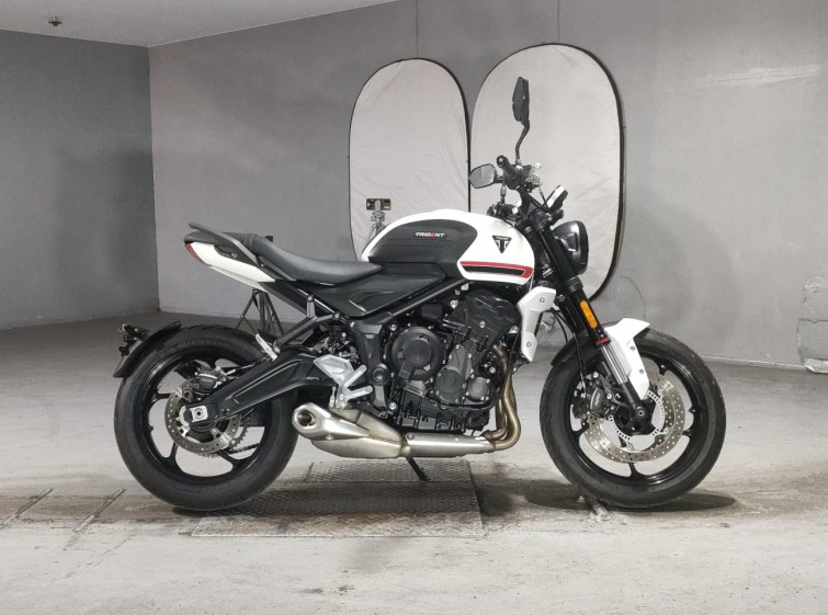 Мотоцикл Triumph TRIDENT660 с пробегом 854 km