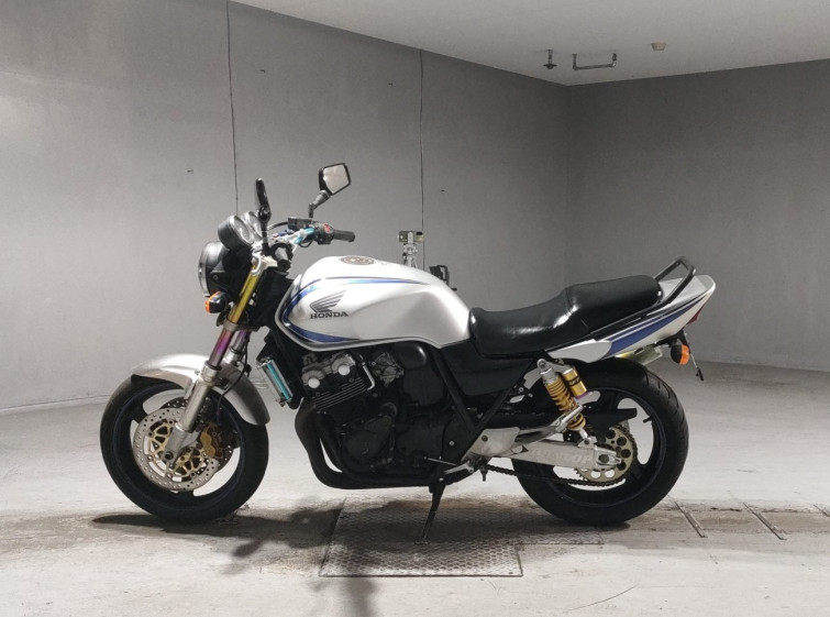 Мотоцикл Honda CB400SFV з пробігом 71066 km