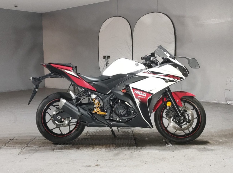 Мотоцикл Yamaha YZF-R25 з пробігом 4935 km