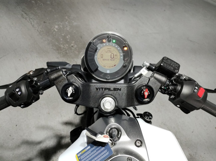 Мотоцикл Husqvarna VITPILEN 401 з пробігом 2481 km