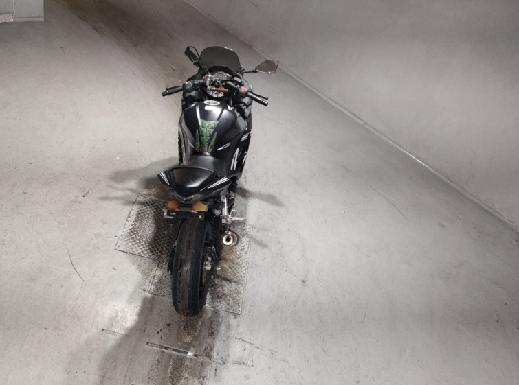 Мотоцикл Kawasaki NINJA250 з пробігом 8949 km