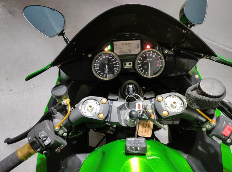 Мотоцикл Kawasaki NINJA ZX-14R с пробегом 15848 km