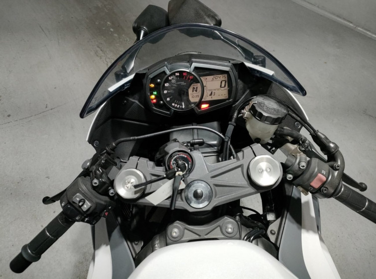 Мотоцикл Kawasaki ZX-6R с пробегом 20475 km
